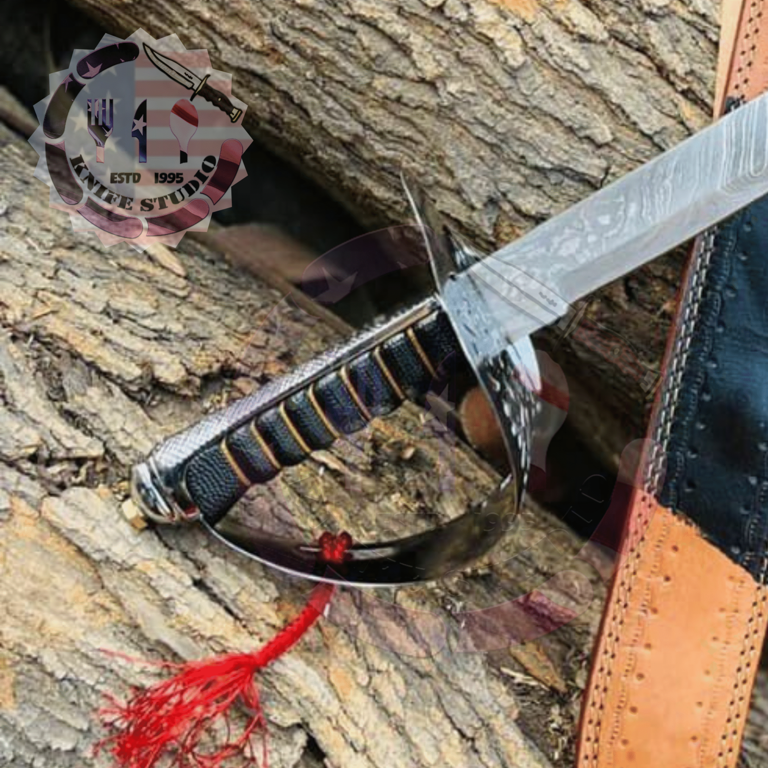 Handcrafted Damascus Steel Sword with Leather Scabbard - Image 5