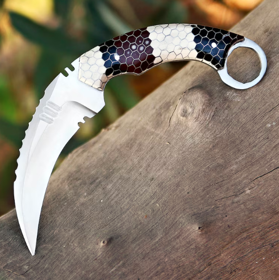 Handmade J2 Steel Karambit Knife: Honey Comb Resin Handle, Italian Leather Sheath - Image 3