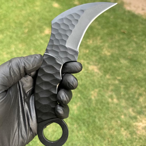 THE MIDNIGHT ARC | Custom Hand Forged - D2 Tool Steel - Karambit Knife - Compact Everyday Carry Knife - Sculptured Handle - Gift For Him - Image 4