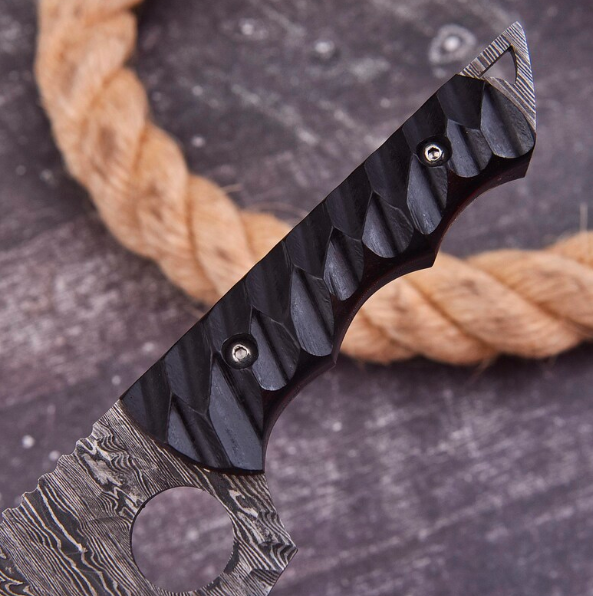 Handmade Damascus Steel Cleaver Knife: 7-inch Butcher Knife with Leather Sheath - Image 3