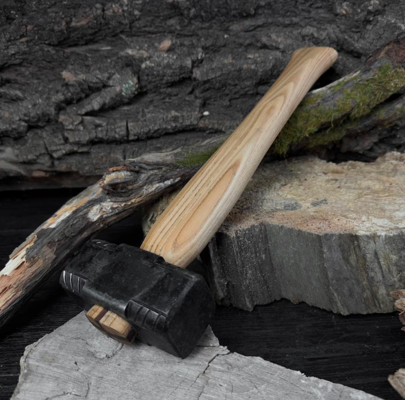 Blacksmith’s Hammer – Hand-Forged Carbon Steel Head with Ash Wood Handle – Forging Tool for Metal Shaping and Smithing – Gift for Husband - Image 4
