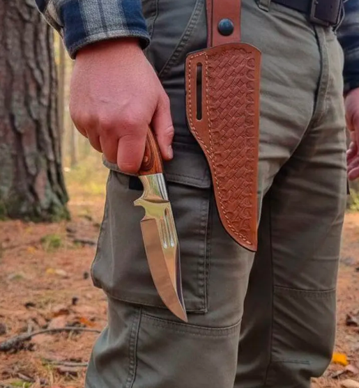 Handmade Fixed Blade Hunting Knife with Wood Handle - Custom Leather Sheath - D2 Steel - Camping - Image 2
