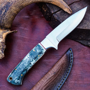 Handmade Skinner Knife: Resin Handle, Stainless Steel Blade